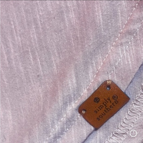 Simply Southern long sleeve 1/4 button down shirt 💚4/$25💚 - Picture 4 of 6